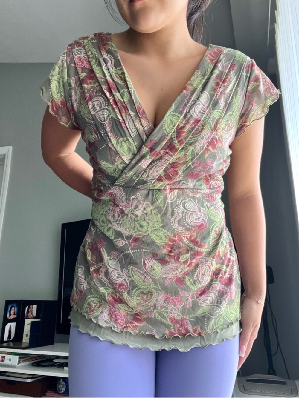 Y2K Floral Lace V-Neck Babydoll Women's Top in Green and Pink